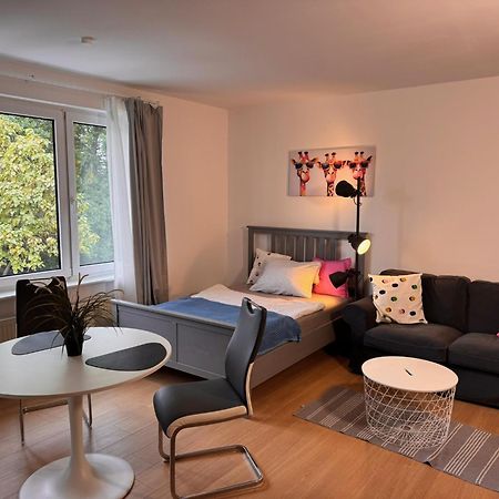 Fc-Apartmenthaus Falkensee Mit Grossem Garten Und Pkw Stellflaechen 외부 사진