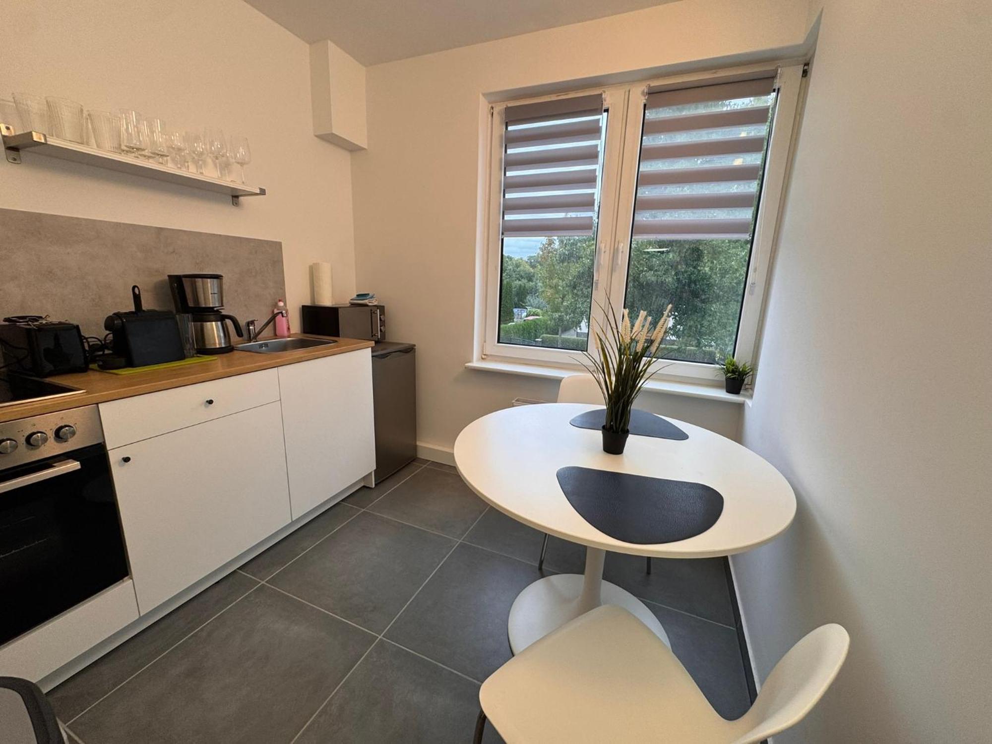 Fc-Apartmenthaus Falkensee Mit Grossem Garten Und Pkw Stellflaechen 외부 사진
