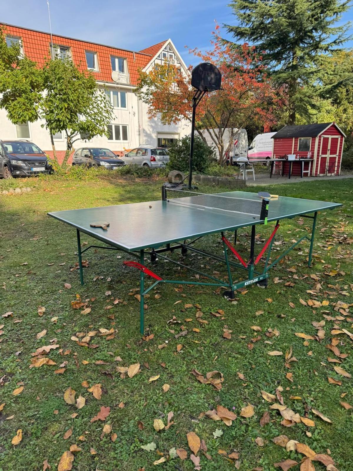 Fc-Apartmenthaus Falkensee Mit Grossem Garten Und Pkw Stellflaechen 외부 사진